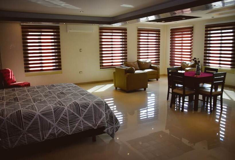 فندق Los Cedros Uayamon