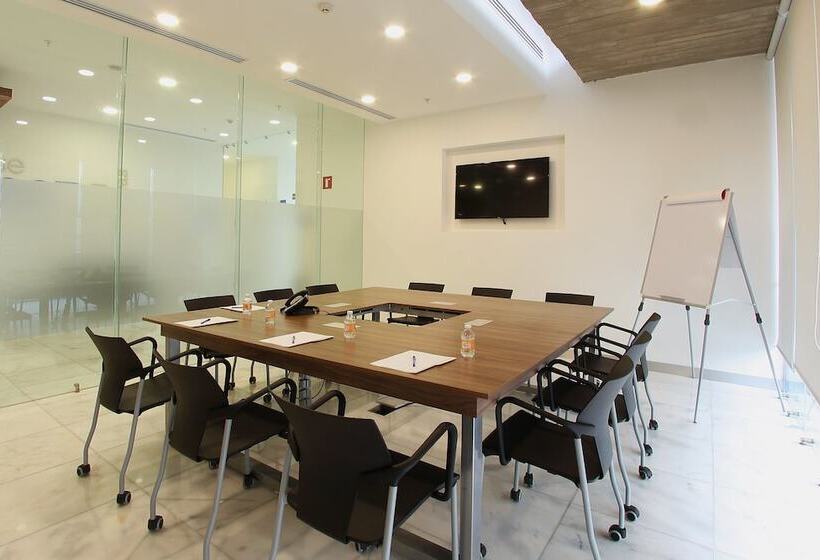 Fotos del hotel One Villahermosa 2000:  20