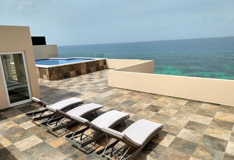 Fotos del hotel Isla 33 Resort & Villas:  2