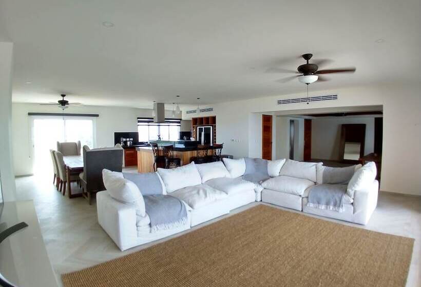 فندق Penthouse Isla 33