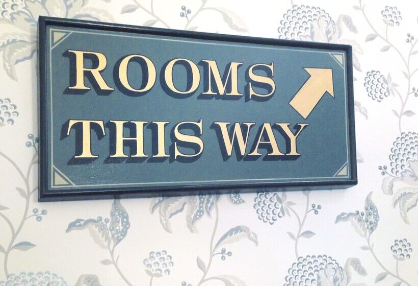 Fotos del hotel The Clerk & Well Pub & Rooms:  42