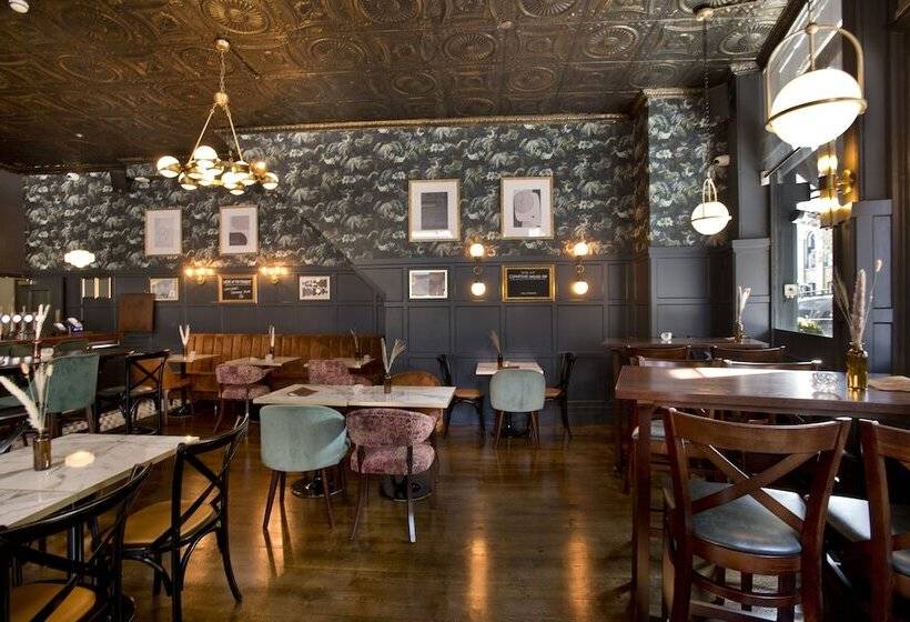 Fotos del hotel The Clerk & Well Pub & Rooms:  35