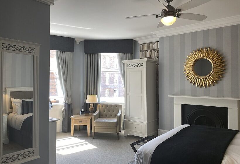 Fotos del hotel The Clerk & Well Pub & Rooms:  2