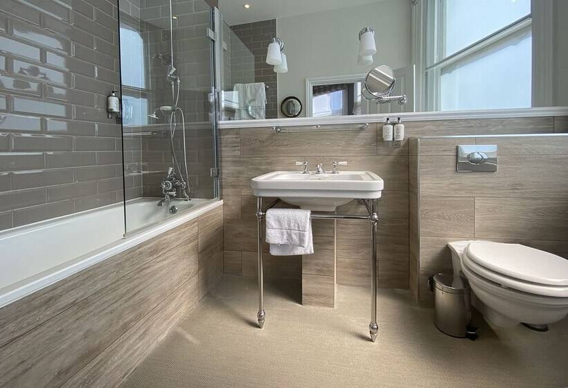 Fotos del hotel The Clerk & Well Pub & Rooms:  29