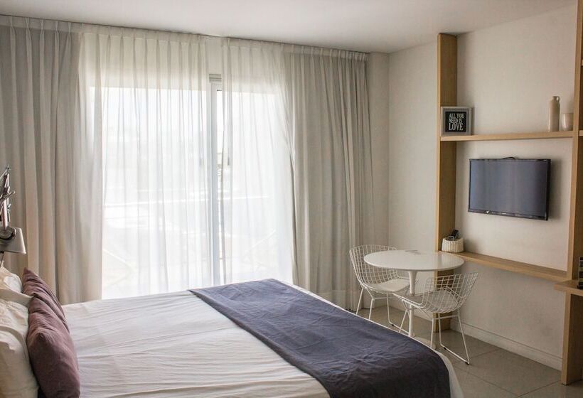 Lemon Suites