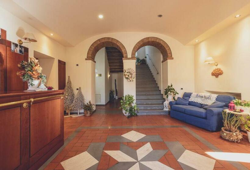 فندق Albergo Ristorante Pasqui