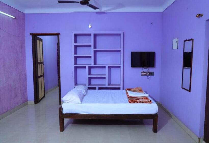 پانسیون Eagle Nest Residency