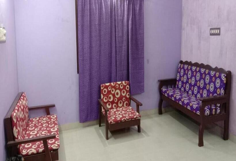 پانسیون Eagle Nest Residency