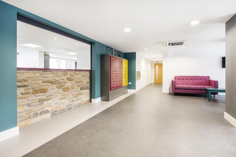 هاستل Destiny Student Holyrood