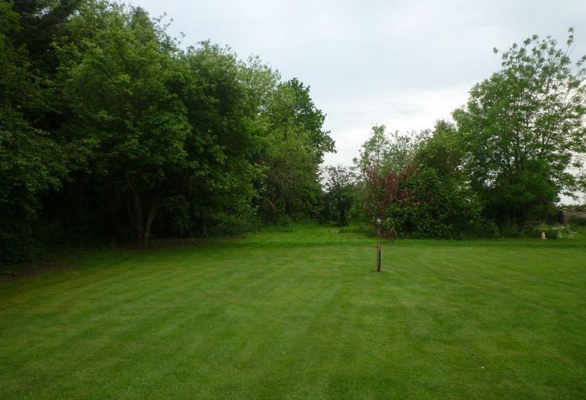 مبيت وإفطار Hare Lodge