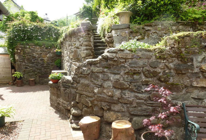 مبيت وإفطار Lochearn House