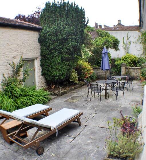 住宿加早餐  Longbridge House