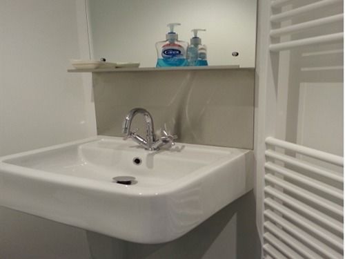 مبيت وإفطار Marine House