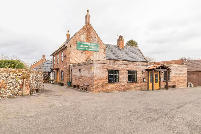 Elm Farm Country House