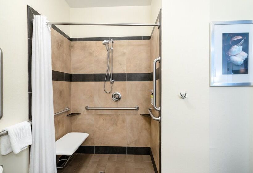 호텔 Candlewood Suites Auburn, An Ihg