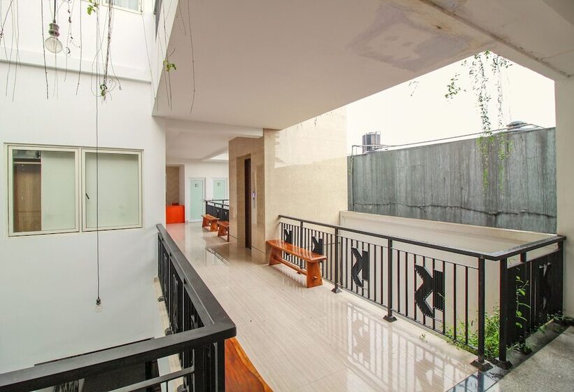 Fotos del hotel Collection O 10 Sweet Karina Bandung:  8