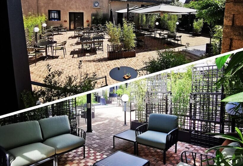 בית מלון כפרי Grand Hôtel Brive