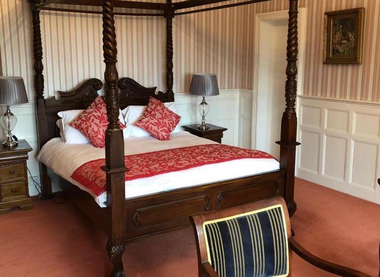 هتل Highley Manor