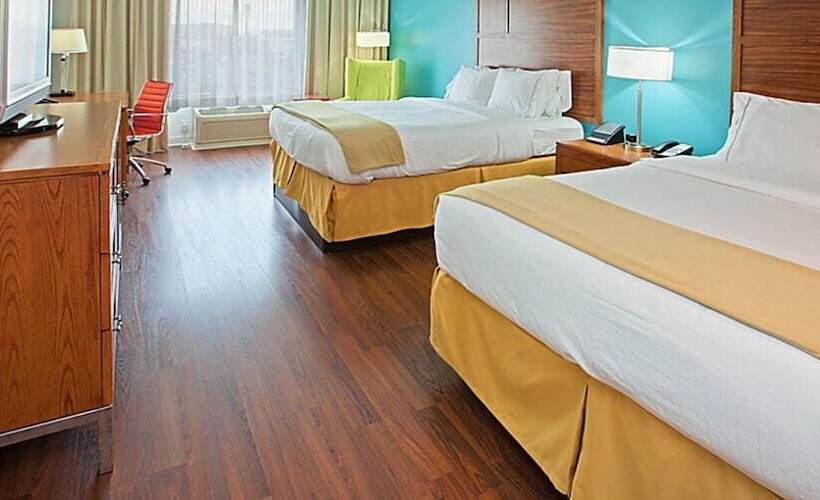 هتل Holiday Inn Express Indianapolis  Fishers, An Ihg
