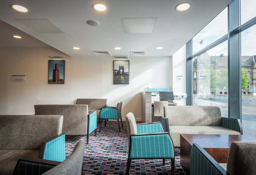 هتل Holiday Inn Express Middlesbrough   Centre Square, An Ihg