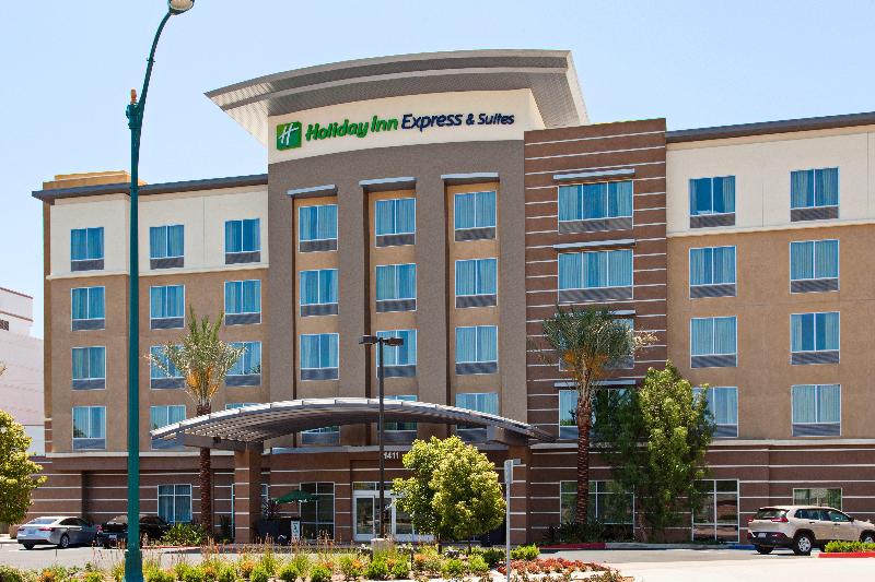 هتل Holiday Inn Express & Suites Anaheim Resort Area, An Ihg