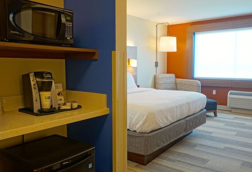 酒店 Holiday Inn Express & Suites Omaha   Millard Area, An Ihg