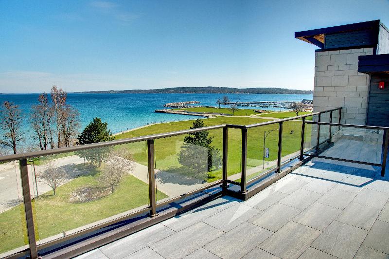 هتل Indigo Traverse City, An Ihg