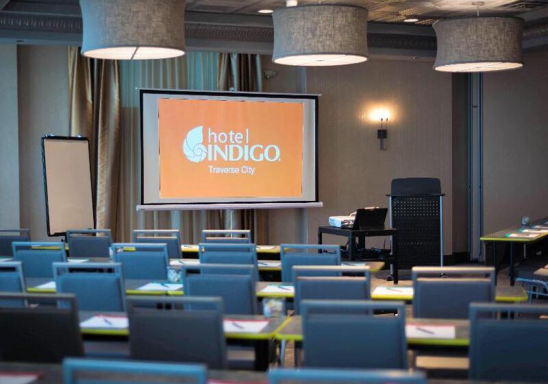 هتل Indigo Traverse City, An Ihg