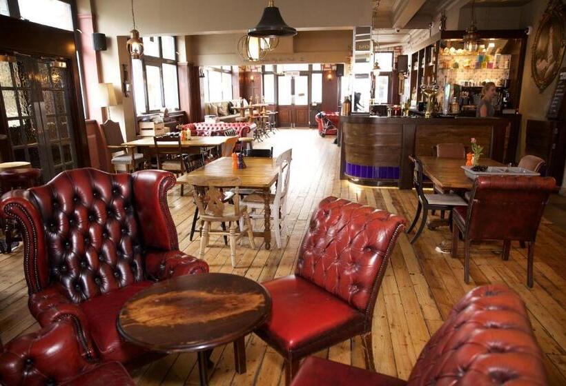 Fotos del hotel The Captain Cook:  11