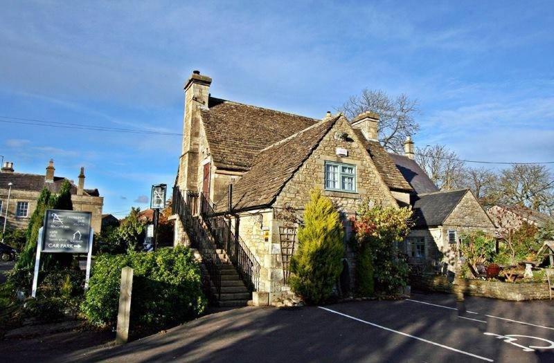 هتل The Tollgate Inn