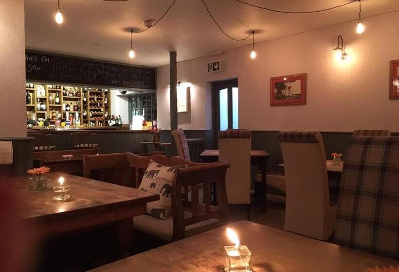 هتل The Tollgate Inn