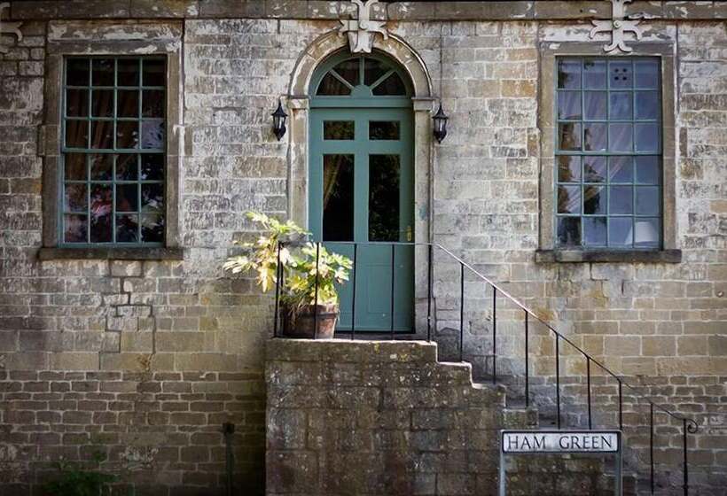 هتل The Tollgate Inn