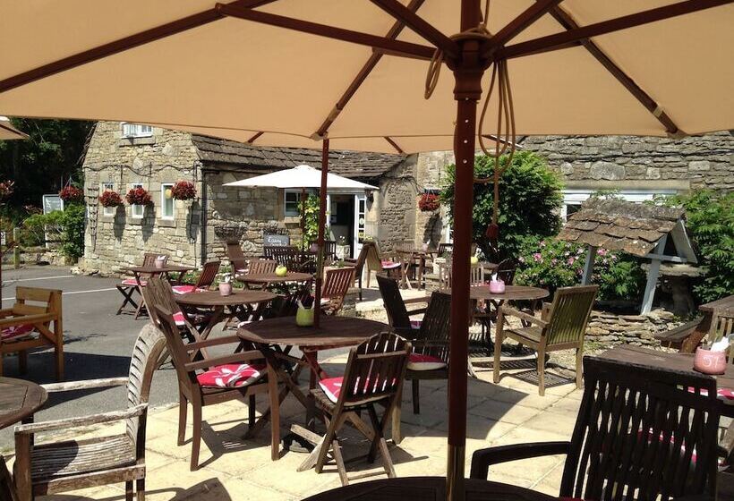 هتل The Tollgate Inn