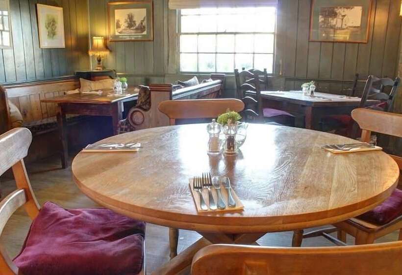 هتل The Tollgate Inn