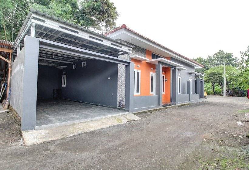 فندق Spot On 92118 Alif House Syariah 2