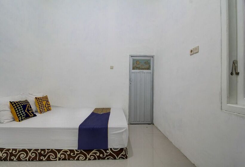فندق Spot On 92118 Alif House Syariah 2