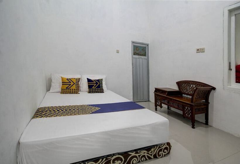 فندق Spot On 92118 Alif House Syariah 2