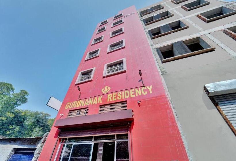 Hotel O Guru Nanak Residency
