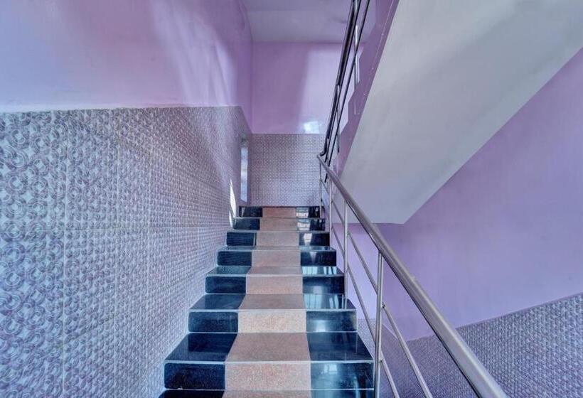 Hotel O Guru Nanak Residency