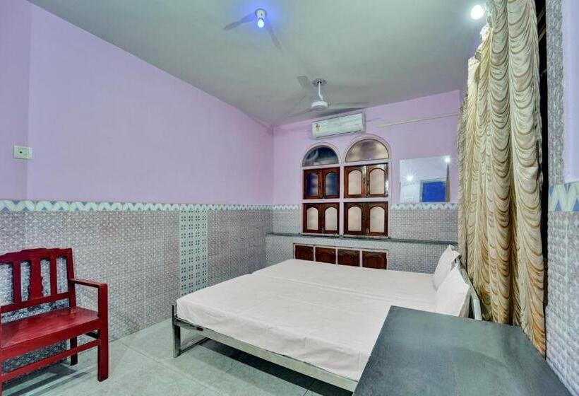 Hotel O Guru Nanak Residency