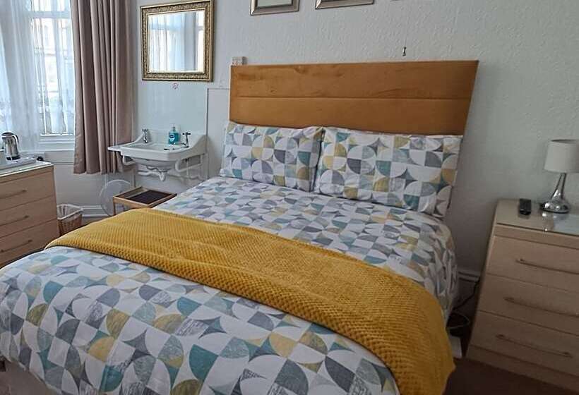 민박 Ainsley Court Guest House