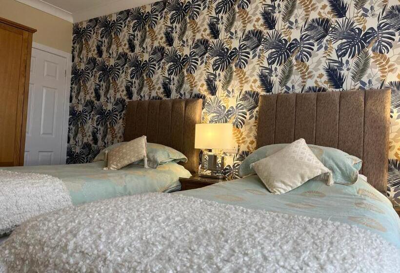 تختخواب و صبحانه Amberlea Guest House