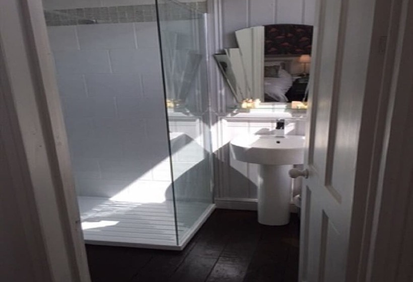 住宿加早餐  Cranog Trefin