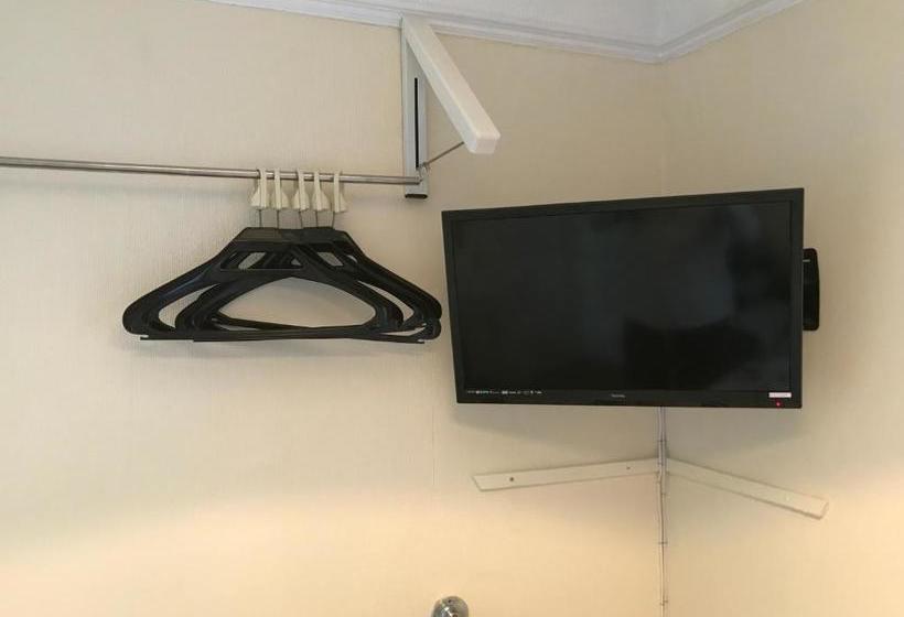 ベッドアンドブレックファースト The Acorn Lodge