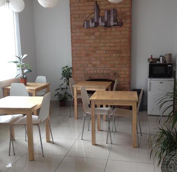 تختخواب و صبحانه Guesthouse At Shepshed Ltd