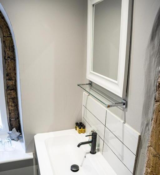 ホテル Castle At Edgehill