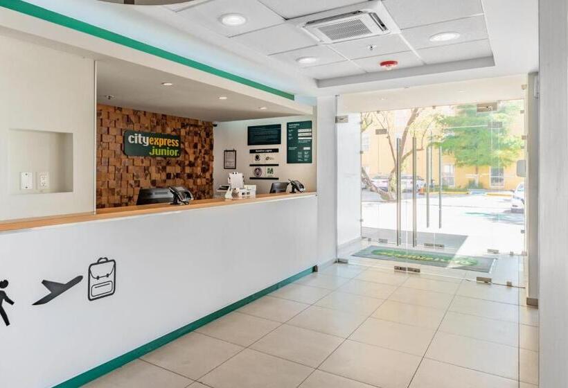 Fotos del hotel City Express Junior Villahermosa:  19