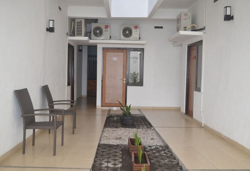 Fotos del hotel Mawar Asri:  9