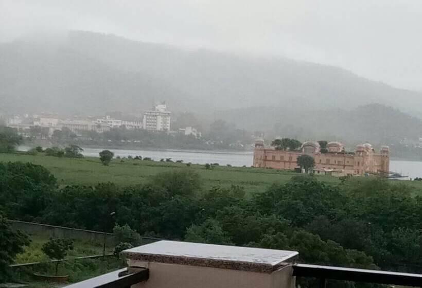 Fotos del hotel Royal View:  13