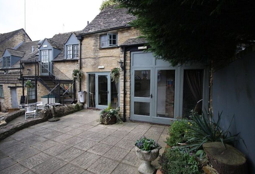 هتل The Kings Arms